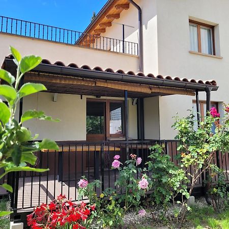 Casa Julio, Bonita Casa Comoda Y Espaciosa, Totalmente Reformada Con Terraza Y Jardin Privado Riezu Esterno foto